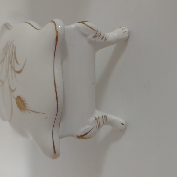 Rare Vintage Wheat Royal Sealy 4 footed Cigarette/ Trinket box. - Picture 6 of 12